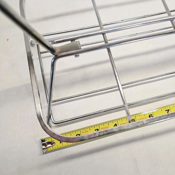 Mid Century Dorothy Thorpe 8 Slot Silver Floral Embossed Metal Glass Caddy - Picture 6 of 10